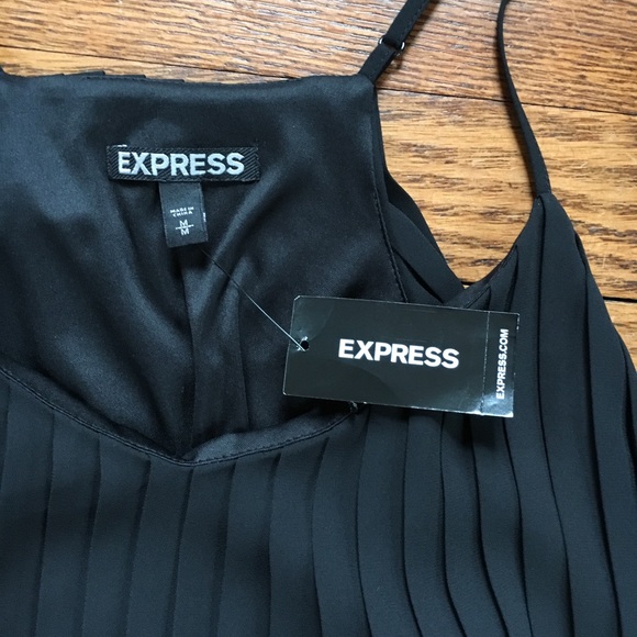 NWT Express Accordion Pleated Black Camisole - Picture 3 of 6